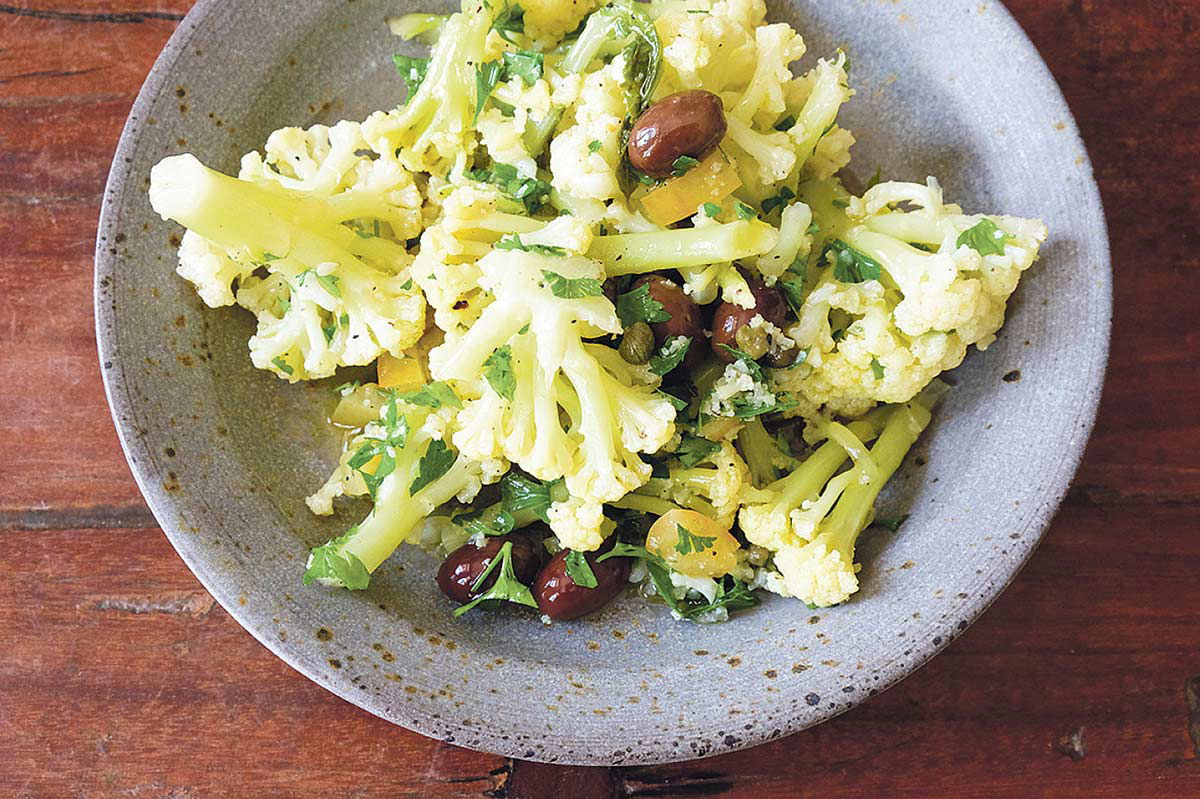 Rezept: Sommerlich-säuerlich – der Karfiol, mit dem es keine Brösel ...