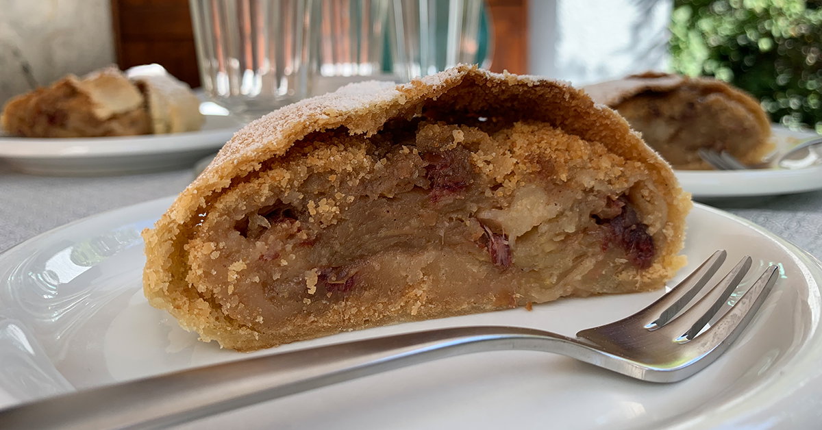 Familienrezept: Apfelstrudel vom Feinsten mit dem ultimativen Rosinen-Tipp
